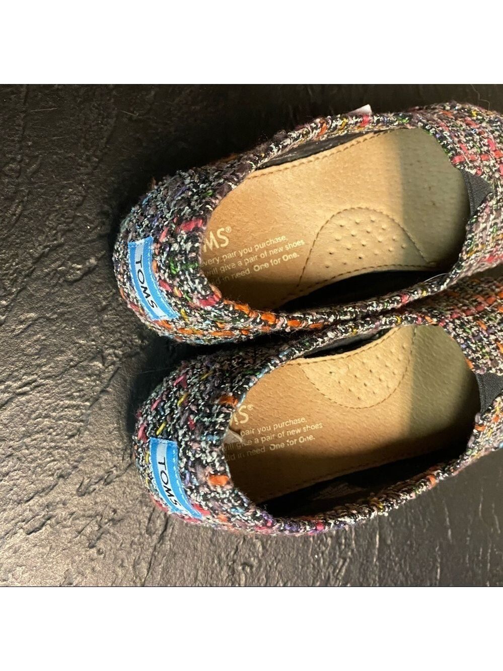 Toms - Picture 4 of 8